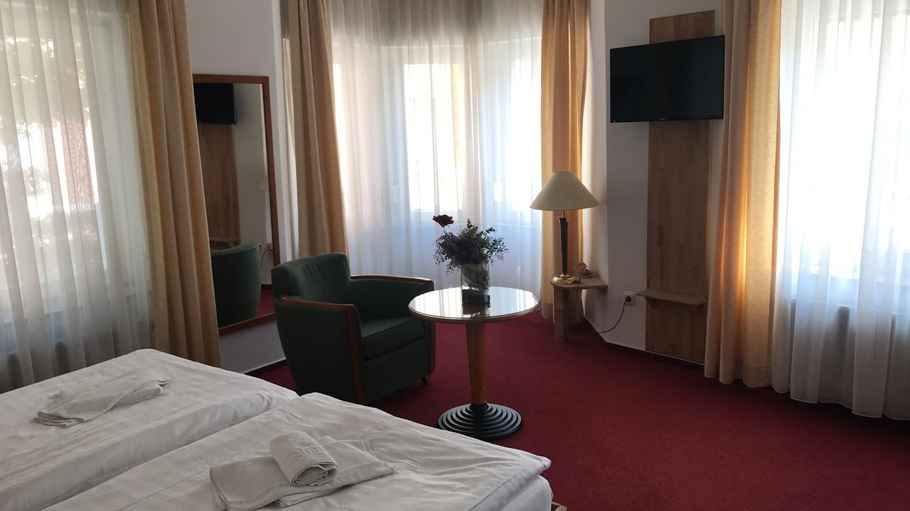 Hotel-Nachtwaechter 우나 외부 사진
